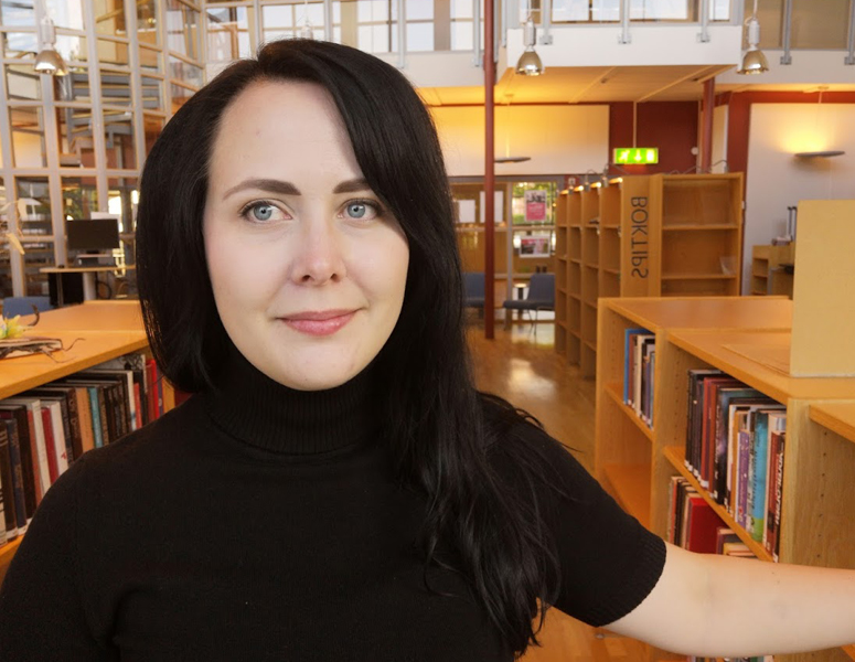 Porträttbild på Magdalena Ivarsson.